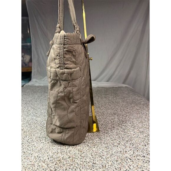 Marc by Marc Jacobs Taupe Quilted Nylon Tote Bag Large Women's Casual - Picture 5 of 10